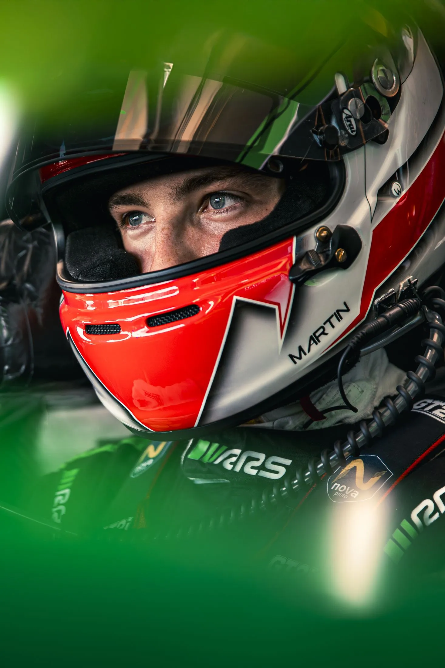 Regard du pilote à travers la visière